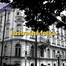 Investičná príležitosť - Na predaj 2 polyfunkčné budovy v centre mesta Komárno s vlastným parkoviskom a prenajatými priestormi
