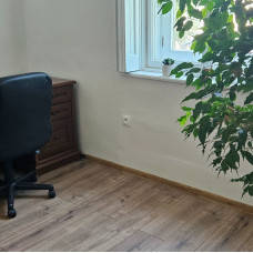 Elegantné kancelária 40 m2 a 56 m2 na prenájom v centre mesta Komárno