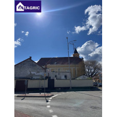 Na predaj starší rodinný dom v centre Komárna