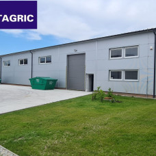 Skladovacie priestory v novostavbách skladových hál na prenájom - 924 m2 (aj po častiach), 1122 m2, 500 m2 - Priemyselný park Komárno
