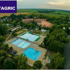 Na predaj pozemok v obci Patince – pri vstupe do areálu kúpaliska