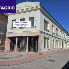 Investičná polyfunkčná budova v historickom centre Komárna – Župná ul. na predaj