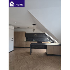 REZERVOVANÉ Luxusný dizajnový 2-izbový byt s dychberúcim výhľadom v centre Komárna