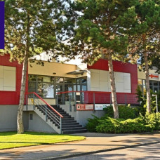 Administratívne priestory na prenájom v Novej Stráži - okres Komárno 23,26m2, 33,67m2, 8,62m2, 18,96m2, 45,54m2, 23,97m2, 16,95m2, 6,15m2.